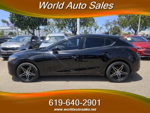 2018 Mazda MAZDA3 Touring