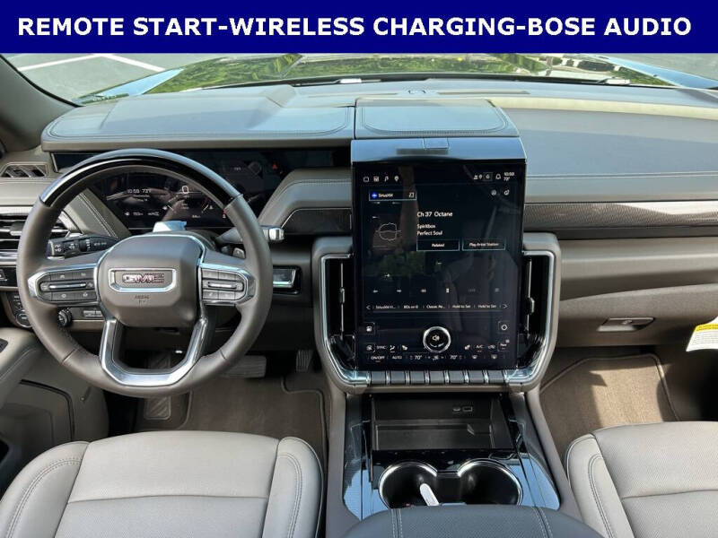 2025 GMC Yukon Elevation