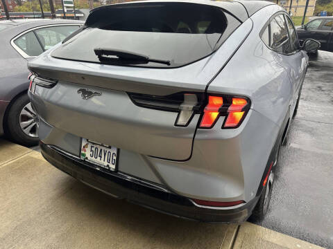 2022 Ford Mustang Mach-E Premium