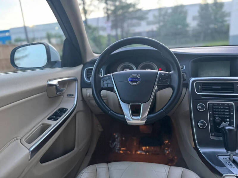 2012 Volvo S60 T5