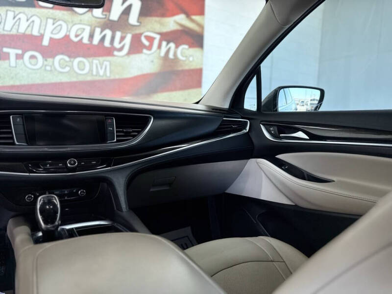 2021 Buick Enclave Essence