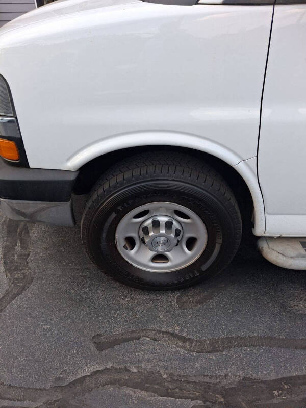 2018 Chevrolet Express 2500
