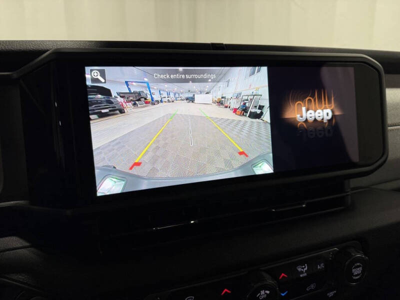 2024 Jeep Gladiator Willys