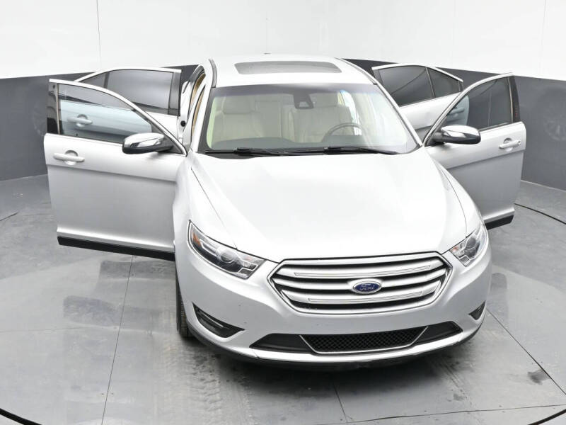 2018 Ford Taurus Limited