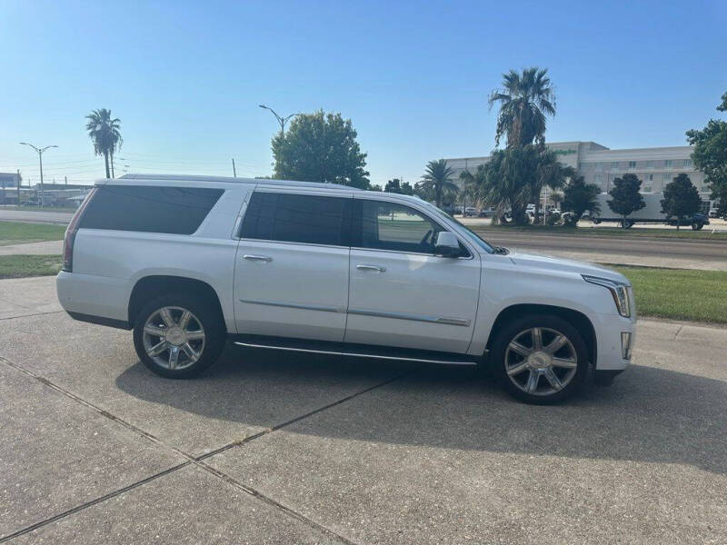 2019 Cadillac Escalade ESV Luxury