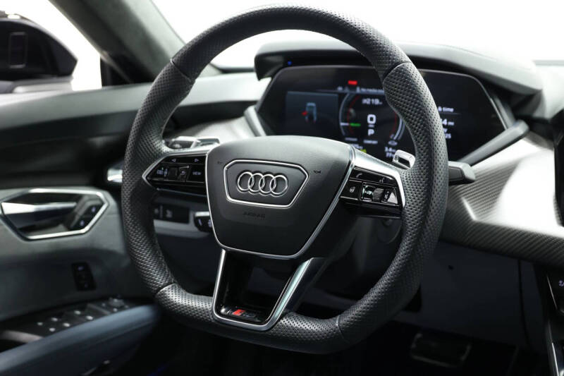 2023 Audi RS e-tron GT quattro