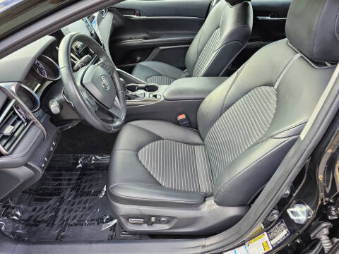 2022 Toyota Camry SE Nightshade