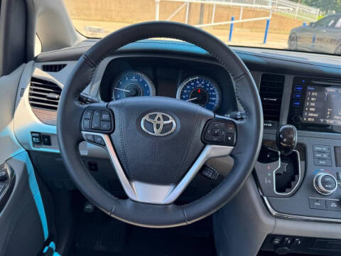 2017 Toyota Sienna