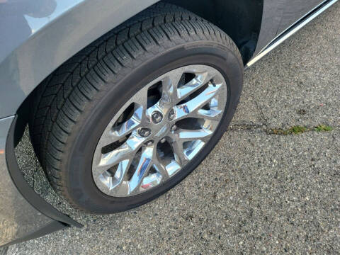 2018 Cadillac Escalade ESV Platinum