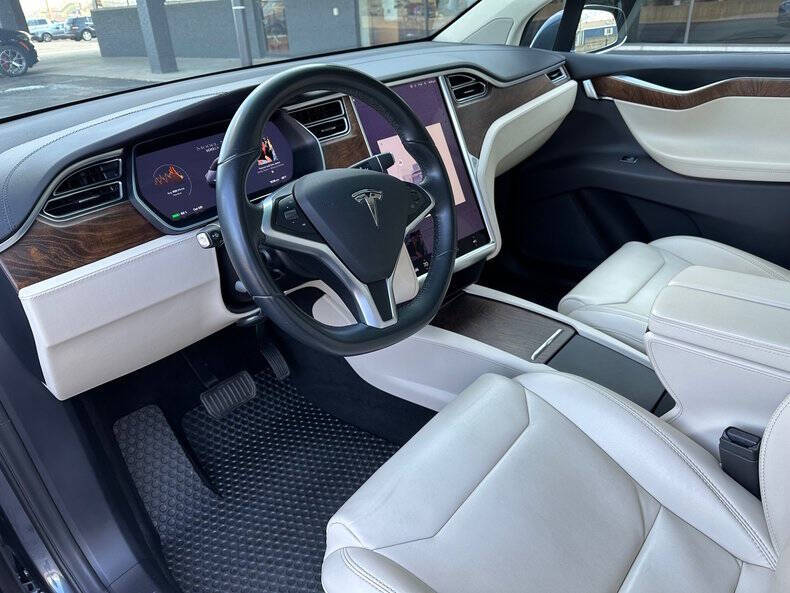 2017 Tesla Model X