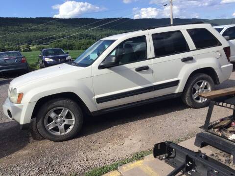 2005 Jeep Grand Cherokee for sale at Troys Auto Sales in Dornsife PA
