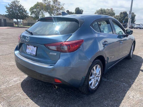 2016 Mazda MAZDA3 i Grand Touring
