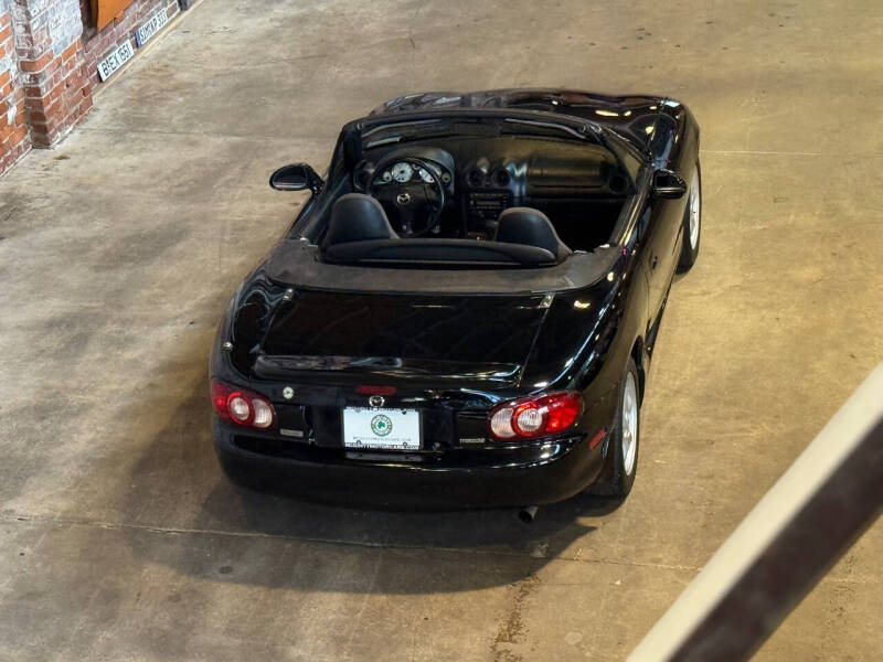 2002 Mazda MX-5 Miata