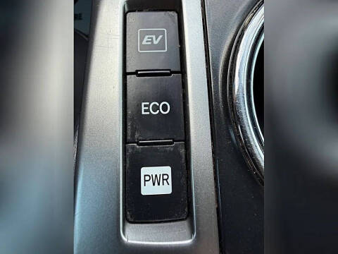 2016 Toyota Prius v