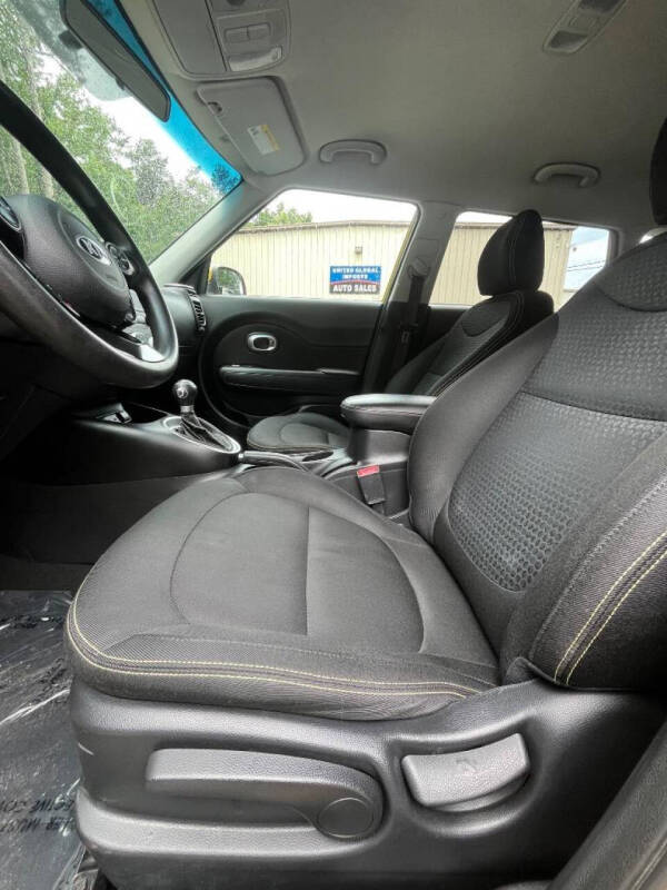 2016 Kia Soul +