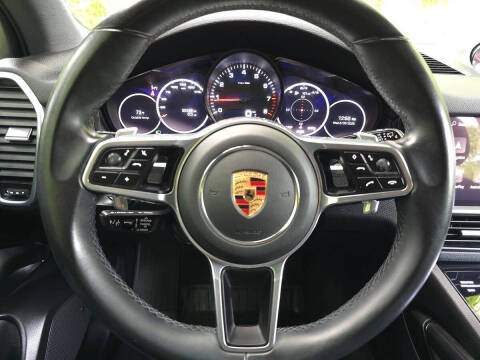 2023 Porsche Cayenne Platinum Edition