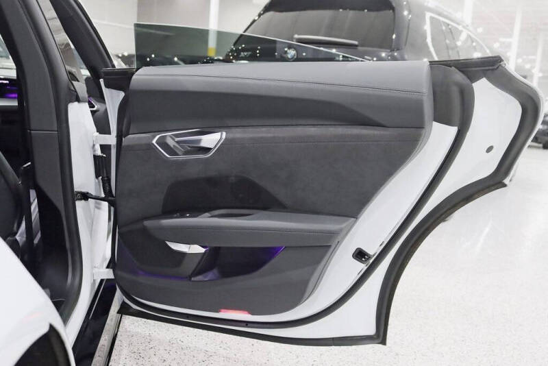 2023 Audi e-tron GT quattro Premium Plus