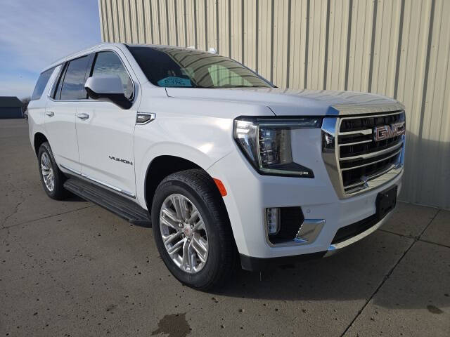2024 GMC Yukon SLT