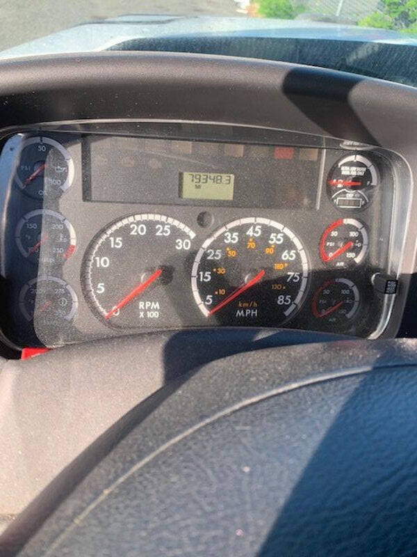 2014 Freightliner 108 SD