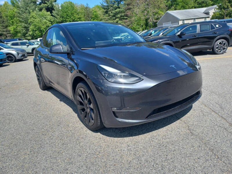 2024 Tesla Model Y Long Range