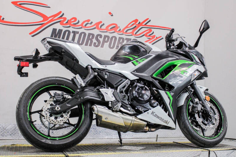 2022 Kawasaki Ninja 650 ABS
