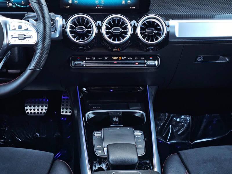 2023 Mercedes-Benz GLB GLB 250