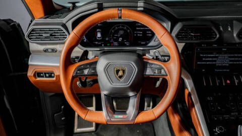 2024 Lamborghini Urus S