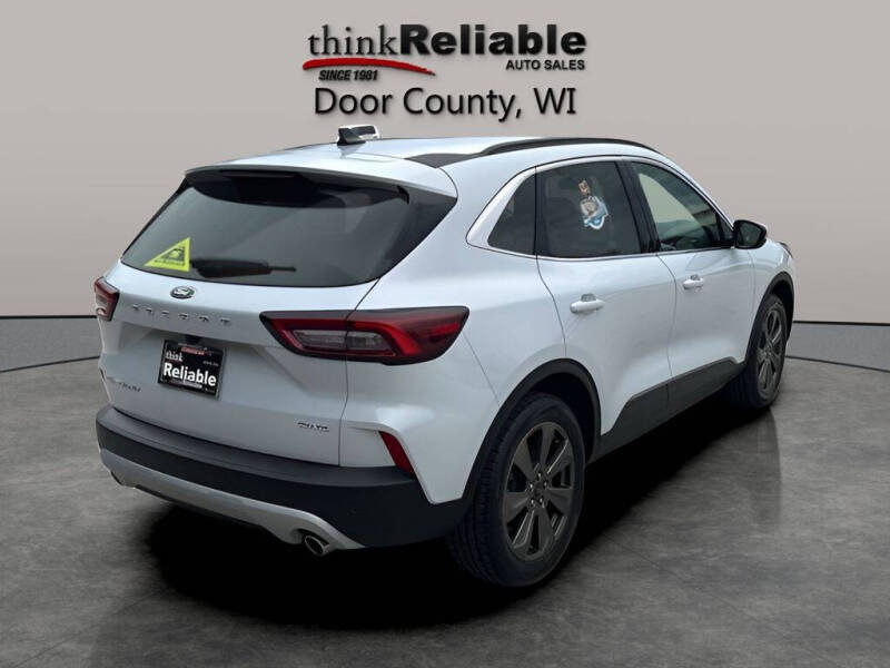2025 Ford Escape Platinum