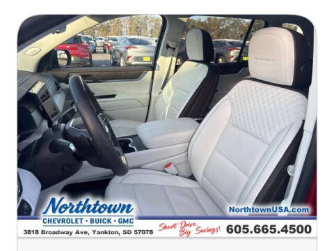 2025 GMC Acadia Denali