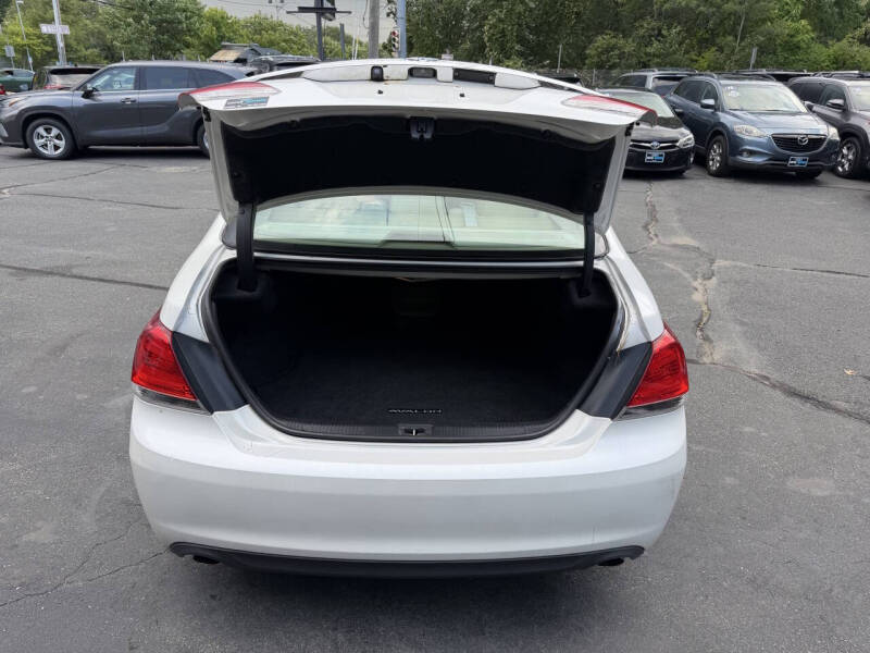 2011 Toyota Avalon Limited