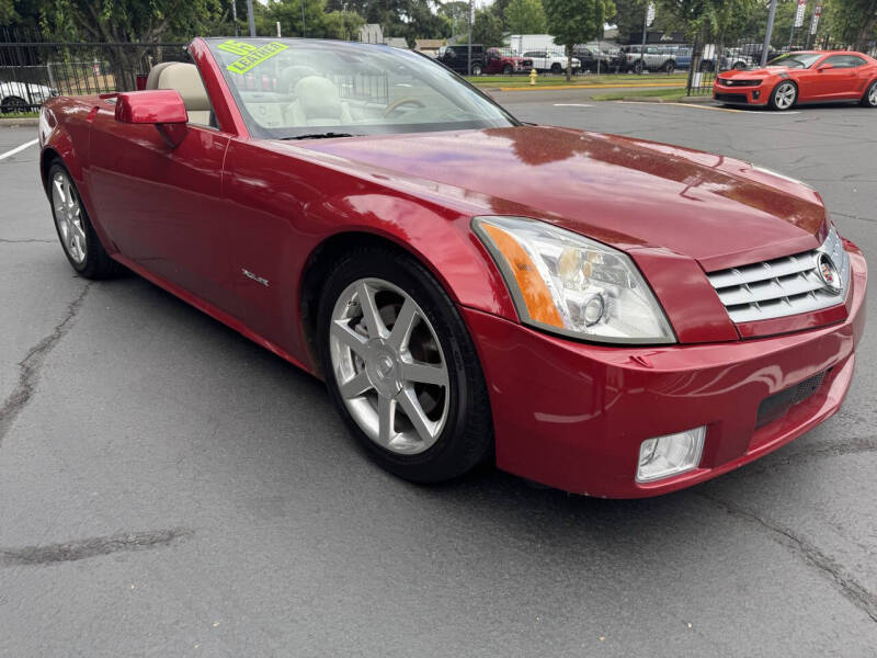 2005 Cadillac XLR