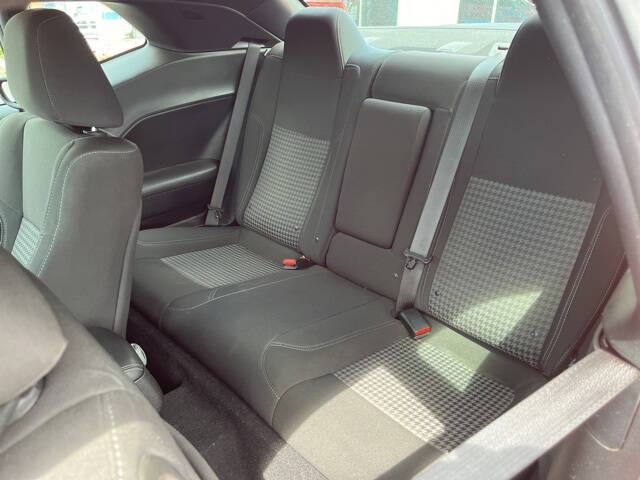 2020 Dodge Challenger SXT