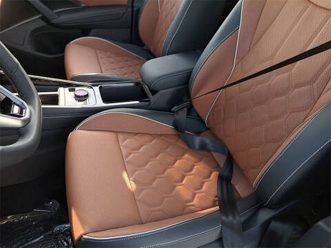 2026 Volkswagen Tiguan SEL R-Line Turbo 4Motion