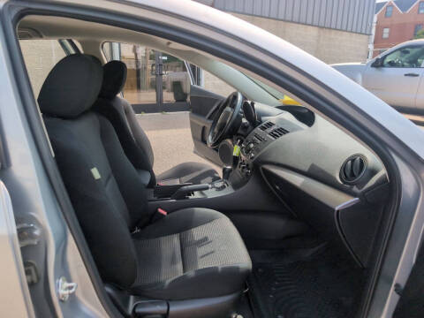 2012 Mazda MAZDA3 i Touring