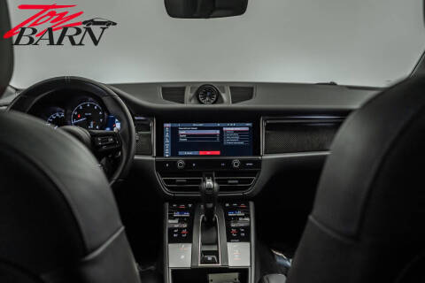 2023 Porsche Macan S