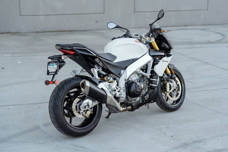 2015 Aprilia Tuono V4