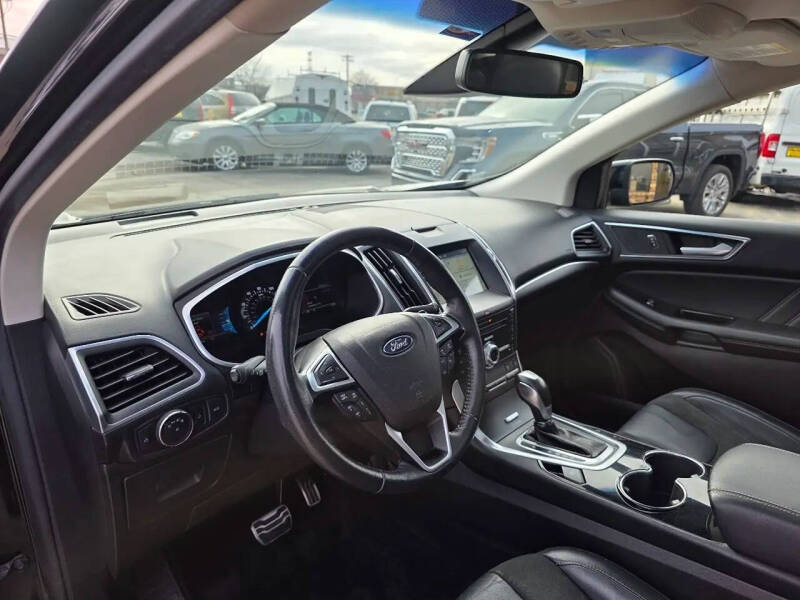 2017 Ford Edge Sport