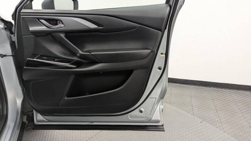 2023 Mazda CX-9 Touring Plus