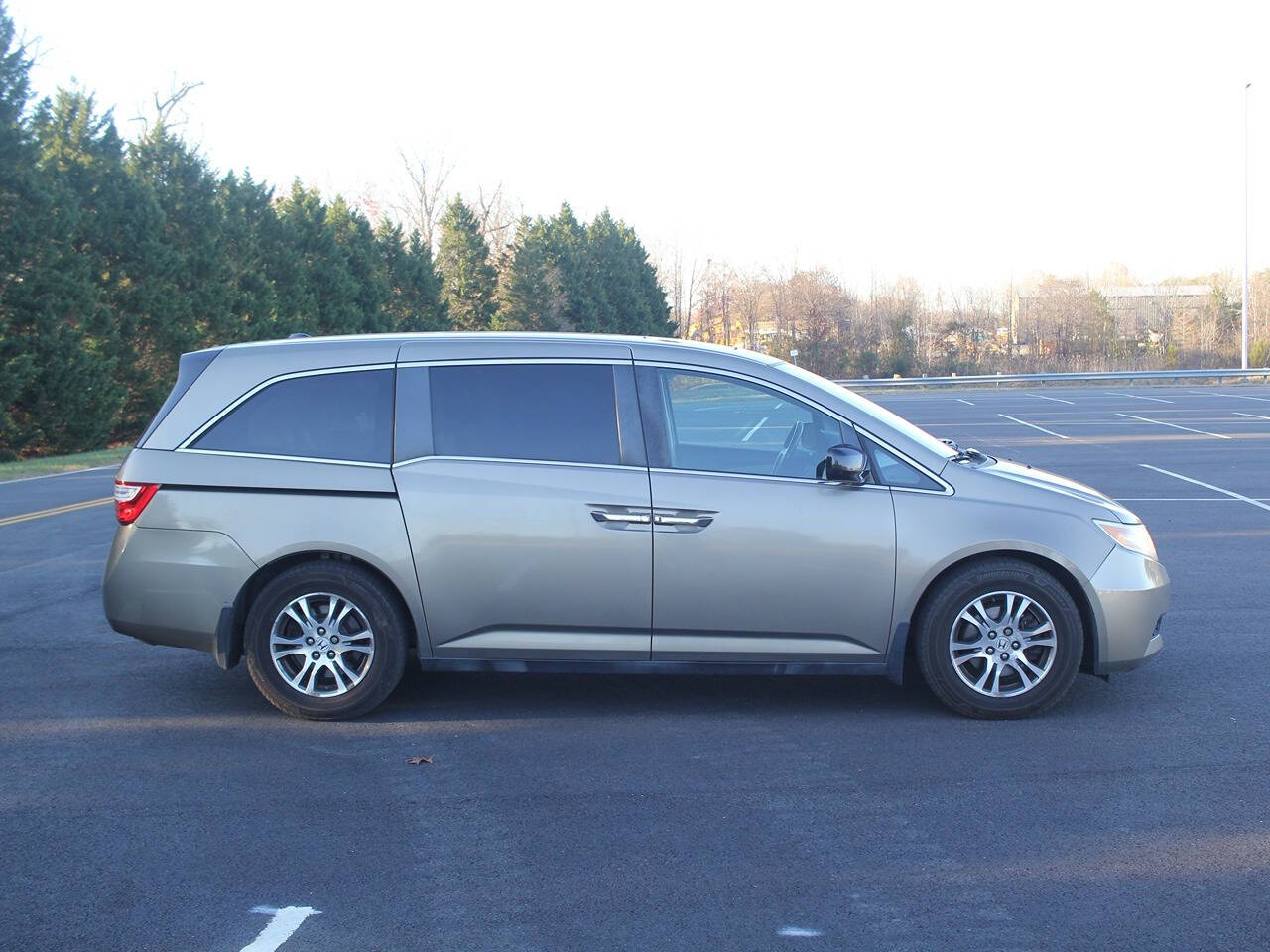 2013 Honda Odyssey EX-L photo 12