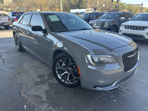 2018 Chrysler 300 for sale at Magic Motors Inc. in Snellville GA