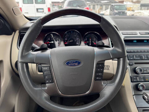 2011 Ford Taurus Limited