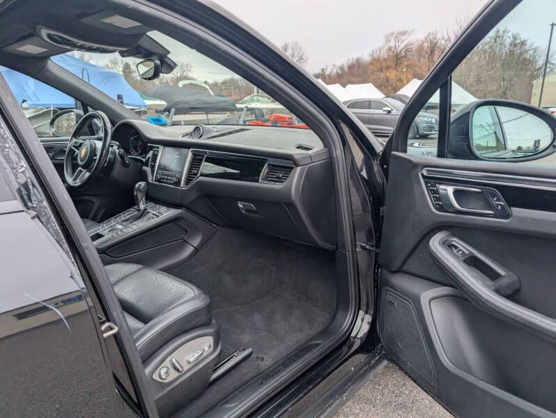 2018 Porsche Macan