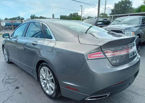 2014 Lincoln MKZ