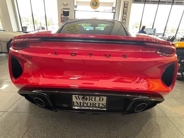 2025 Lotus Emira 11
