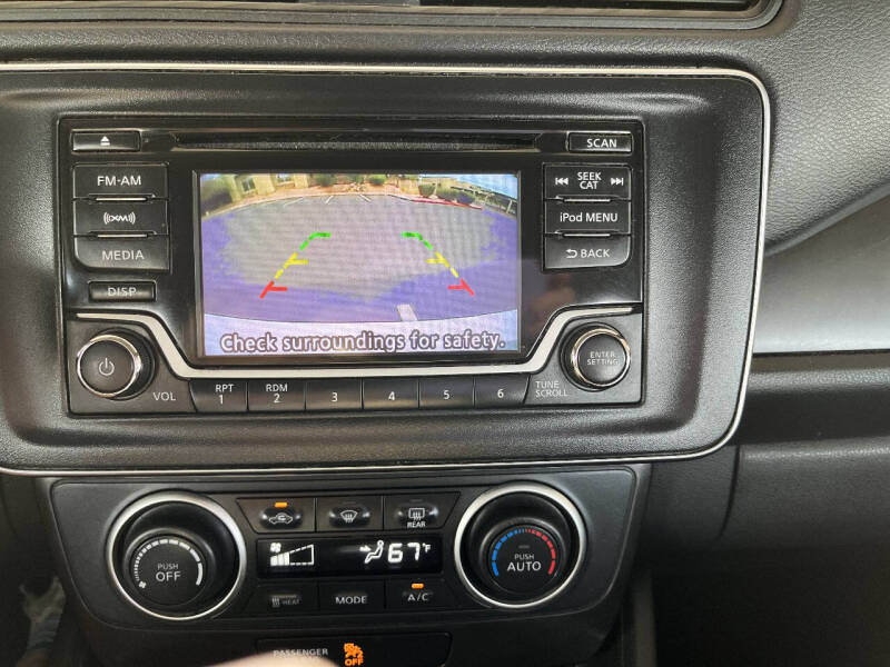 2019 Nissan LEAF S