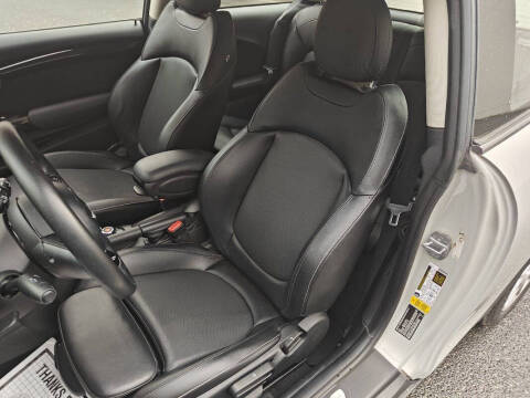 2015 MINI Hardtop 2 Door Cooper S