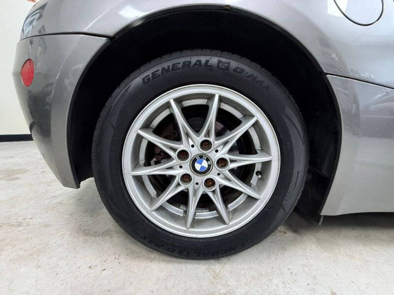 2003 BMW Z4 2.5i