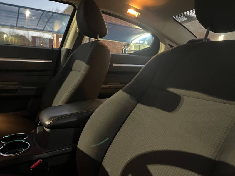 2009 Dodge Charger SE