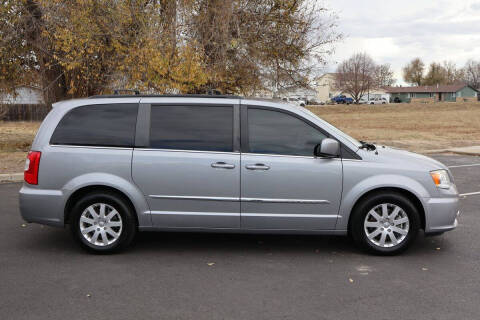 2013 Chrysler Town and Country Touring