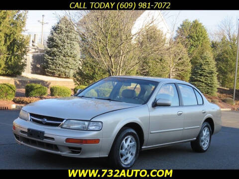 1998 Nissan Maxima for sale at Absolute Auto Solutions in Hamilton NJ